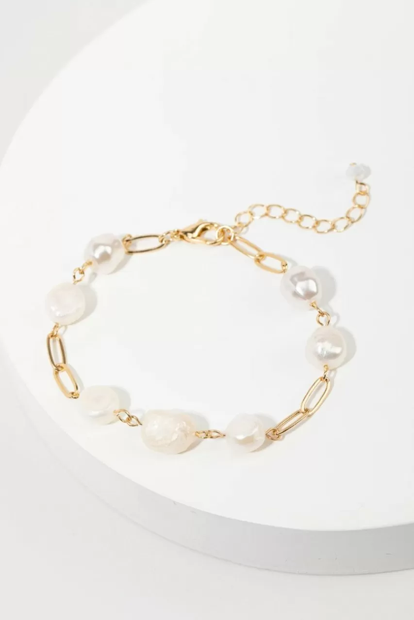 Francesca's Carter Paperclip Chain Bracelet