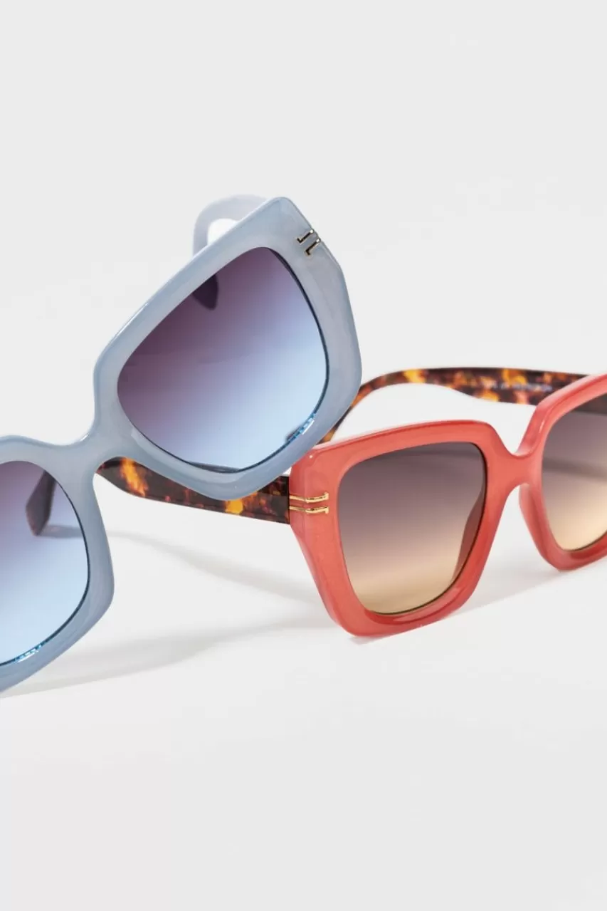 Francesca's Daisy Indigo Lens Square Sunglasses