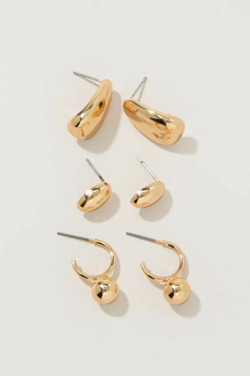 Francesca's Dakota Earrings Set