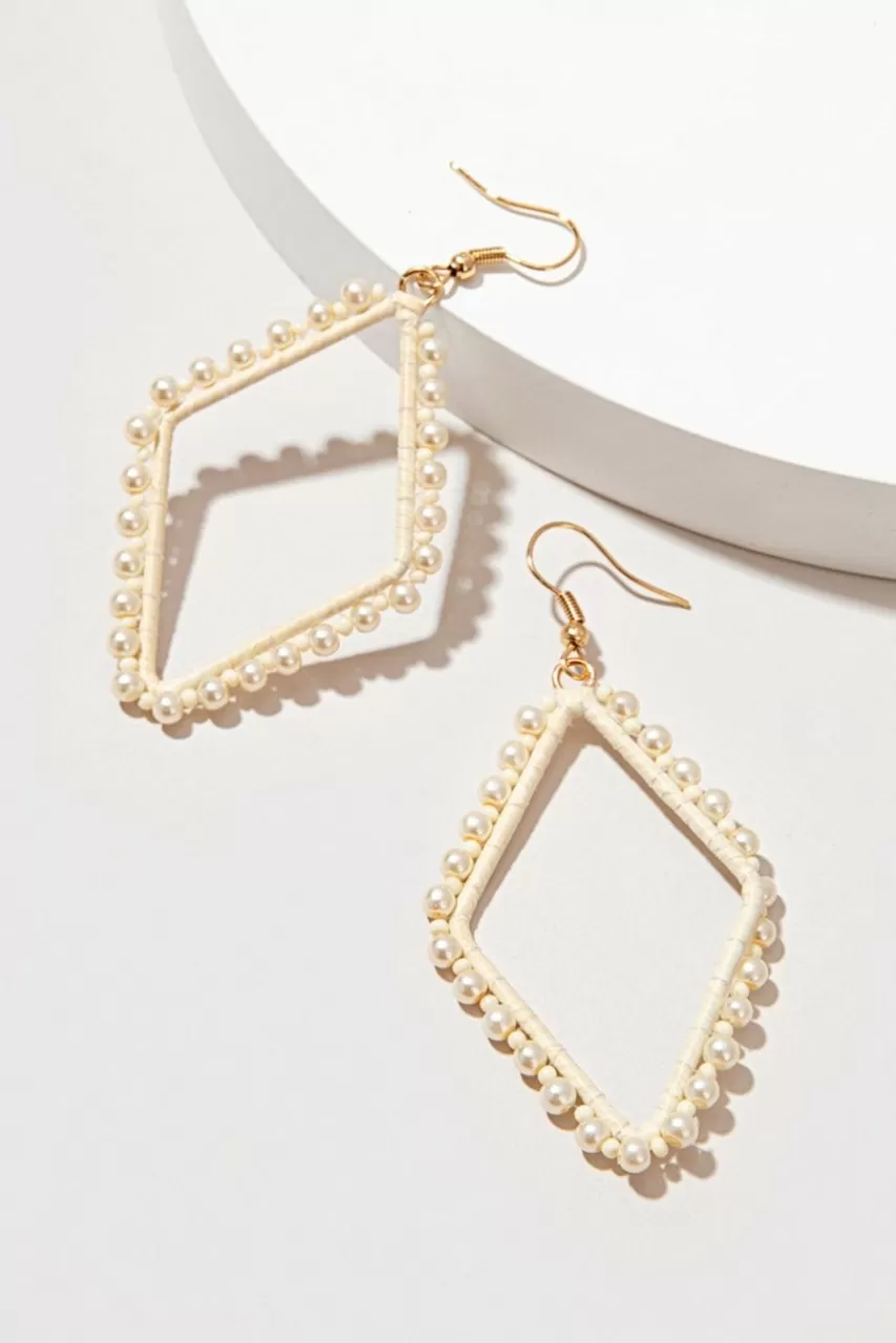 Francesca's Ellie Pearl Drop Earrings