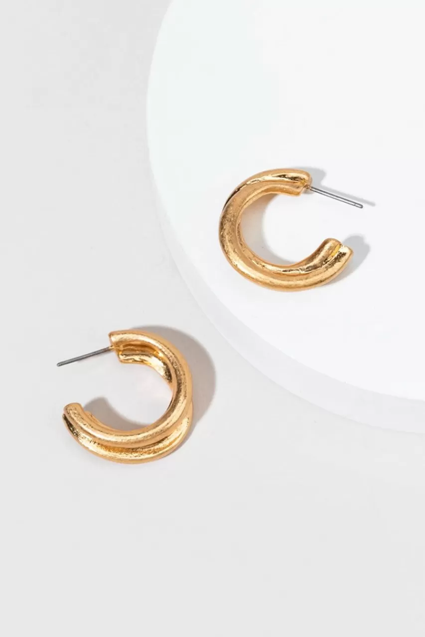 Francesca's Elliot Worn Twisted Hoop Earrings