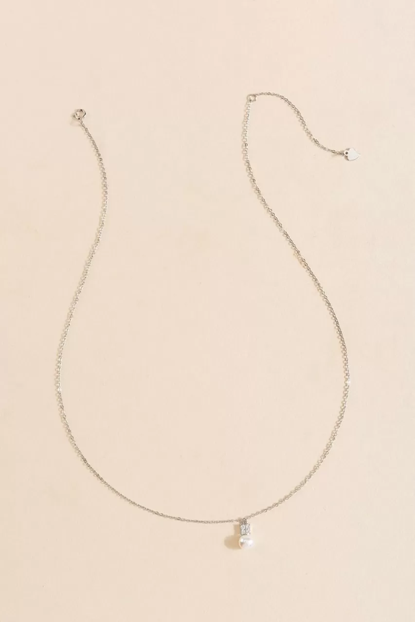 Francesca's Hannah Crystal Pendant Necklace