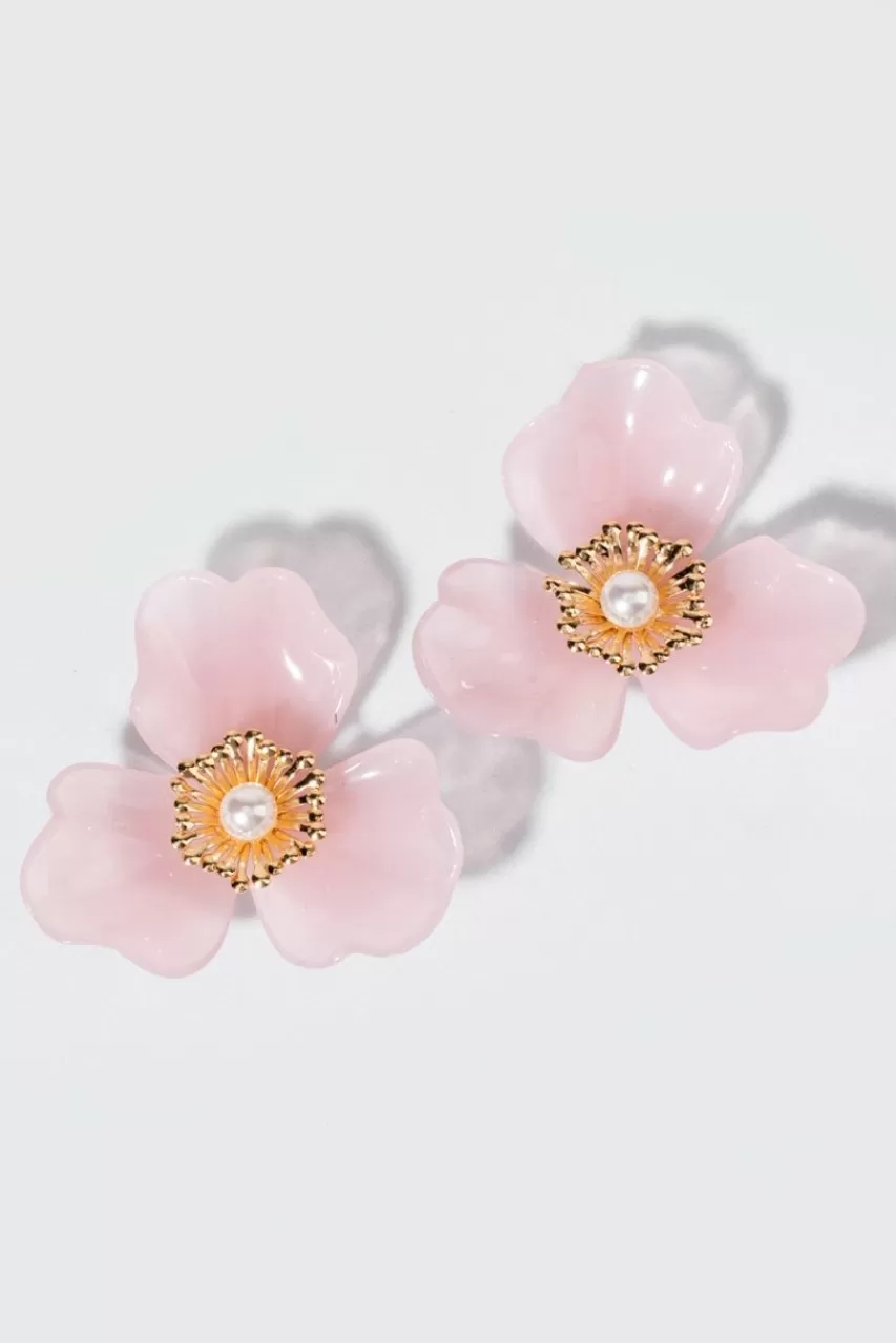 Francesca's Janice Resin Flower Stud Earrings