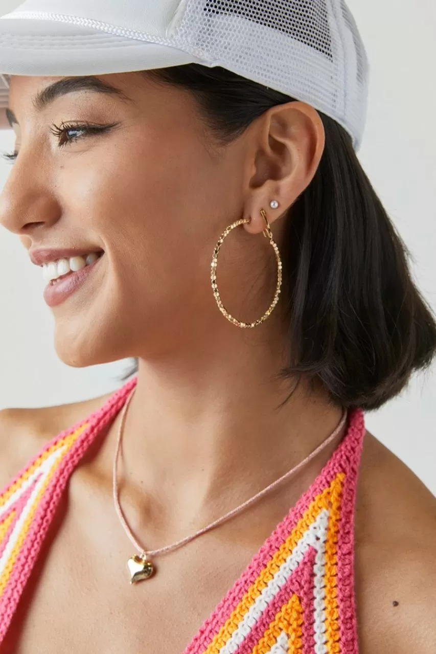 Francesca's Jasmine En Pearl Hoops