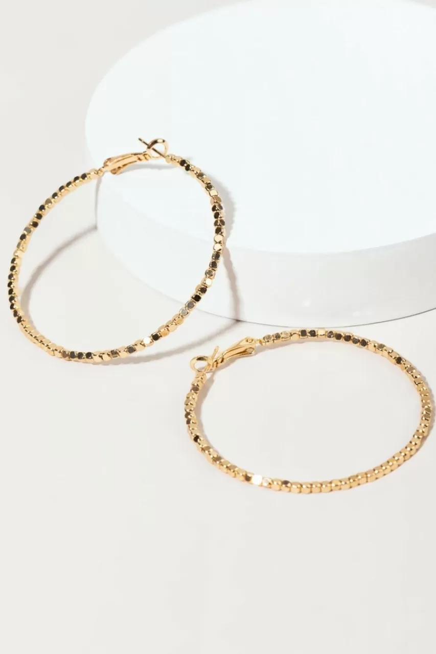 Francesca's Jasmine En Pearl Hoops