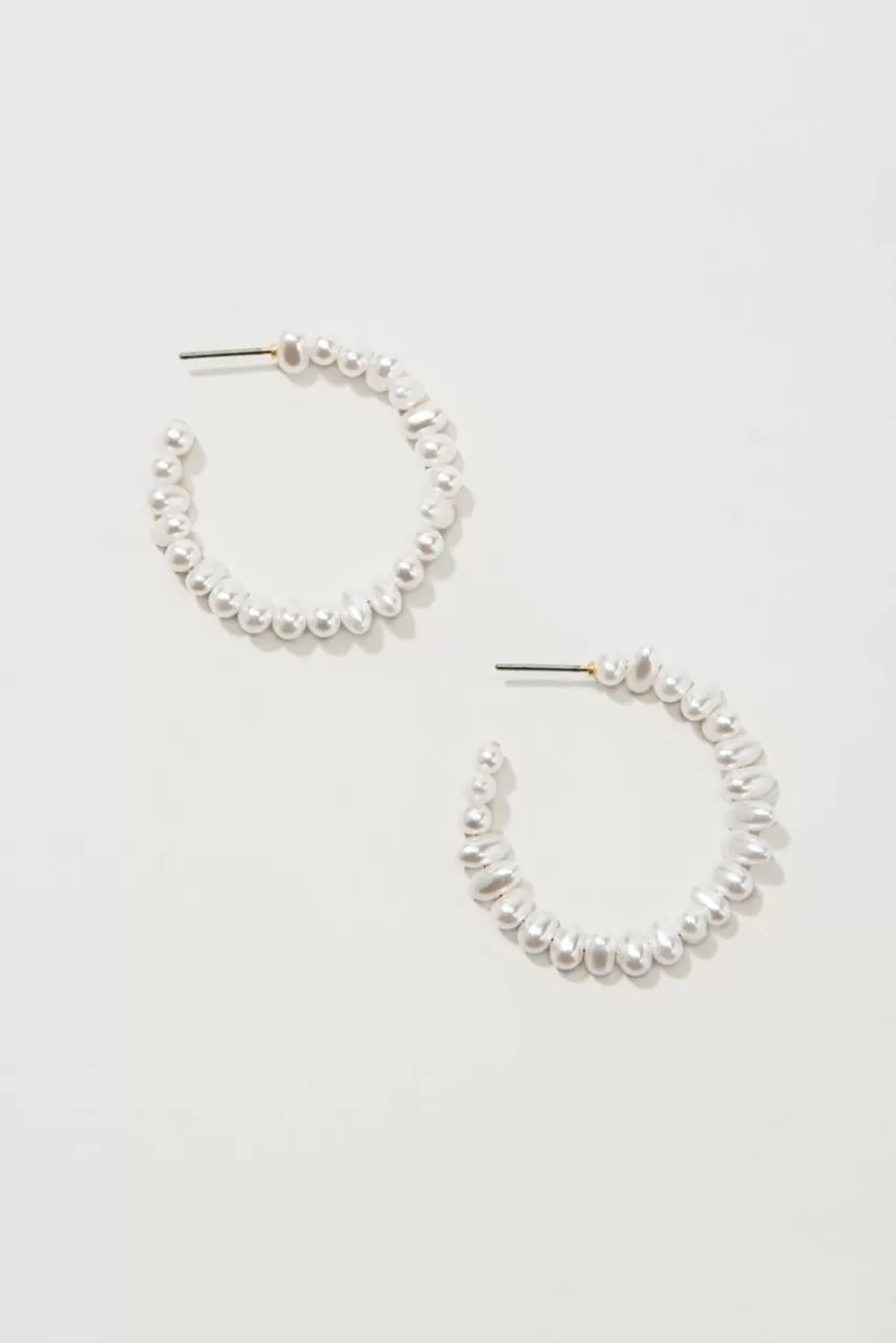 Francesca's Kristeen Organic Shape Hoop Earrings