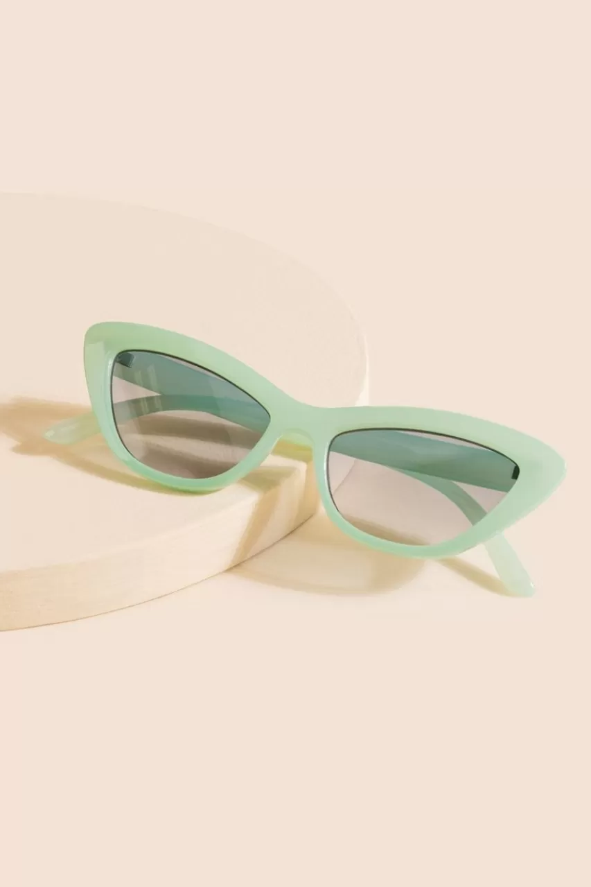 Francesca's Leiah 90'S Rounded Cat Eye Sunglasses