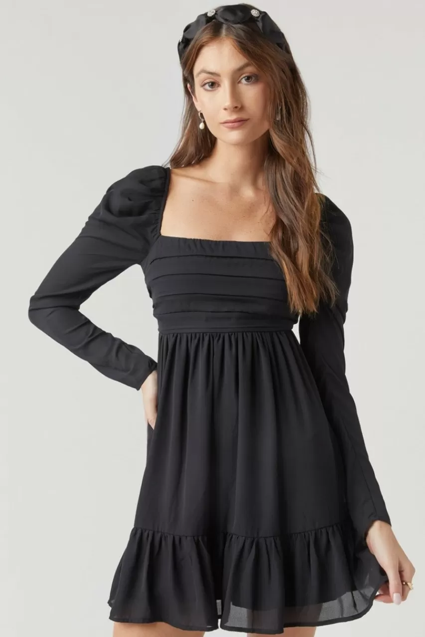 Francesca's Lettie Pleated Babydoll Dress