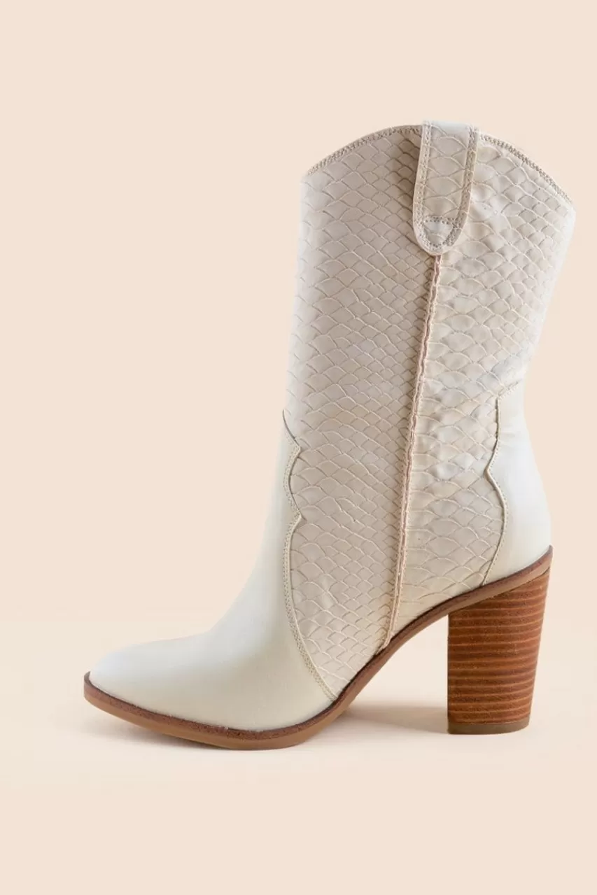 Francesca's Mia Raylyn Western Flare Boots