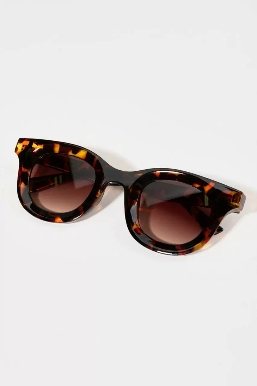 Francesca's Sabreena Thick Frame Round Sunglasses