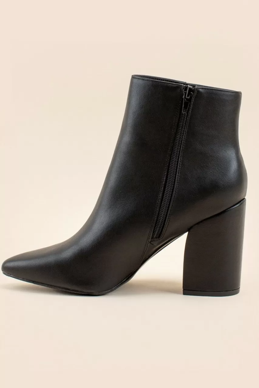 Francesca's Sugar Evvie Block Heel Boot