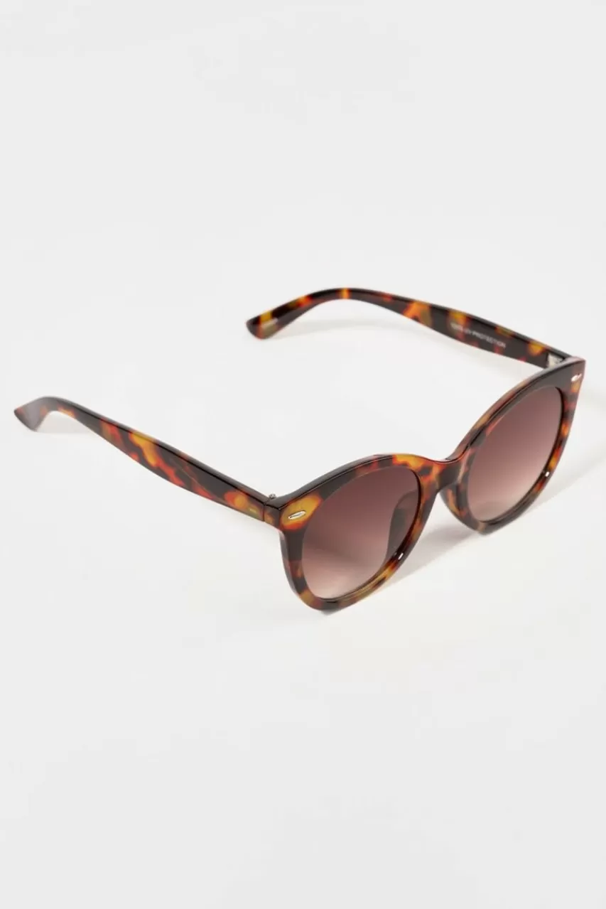 Francesca's Susan Round Sunglasses