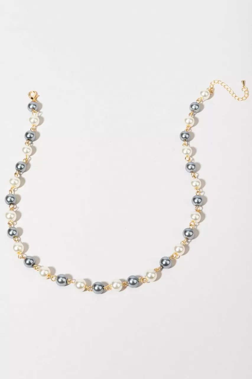 Francesca's Tanya Pearl Strand Necklace